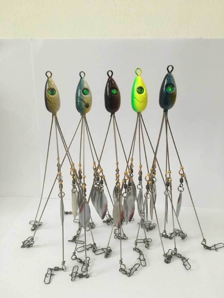 Five umbrella rigs with different heads